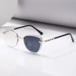 Optical Frames 95027 New Stylish Cat-Eye Photochromic Sunglasses for Women — Trendy, Distinctive Design with Spring Hinges — Outdoor Sun Protection Eyewear (Cross-Border Exclusive)